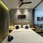 Nova Luxury Studio\'S